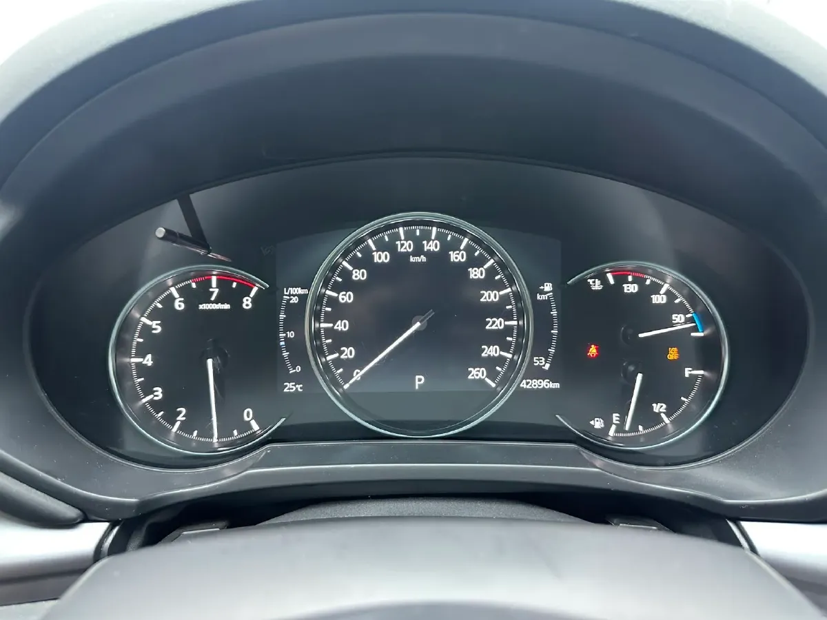 2022 Hyundai Tucson 2.0L 150HP L4 6AT Hybrid,autocango,china used car exporter,china ev exporter,chinese used car exporter,chinese used ev exporter