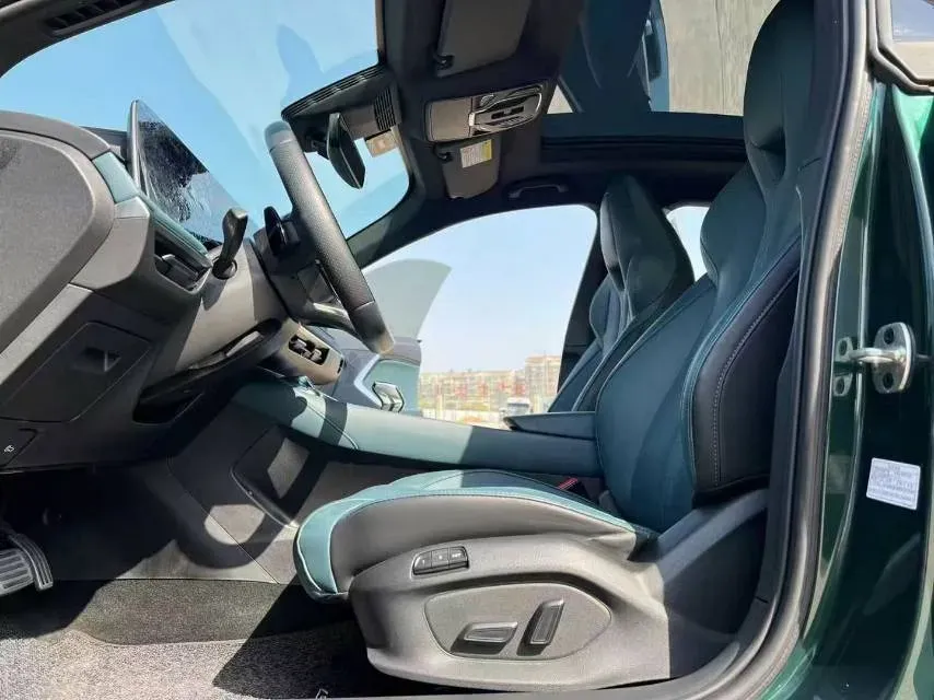 2023 MG 7 2.0T 261HP L4 9AT,autocango,china used car exporter,china ev exporter,chinese used car exporter,chinese used ev exporter