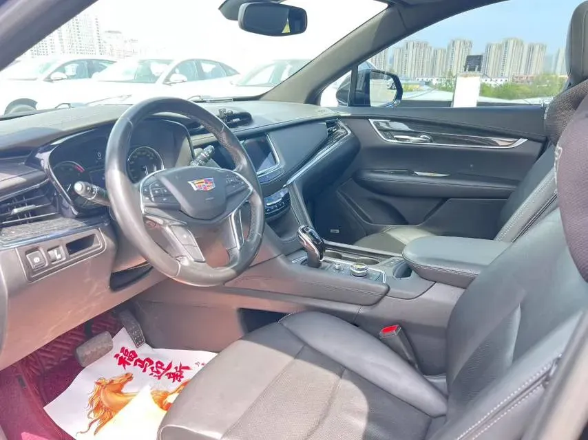 2020 Cadillac XT5 2.0T 237HP L4 9AT,autocango,china used car exporter,china ev exporter,chinese used car exporter,chinese used ev exporter