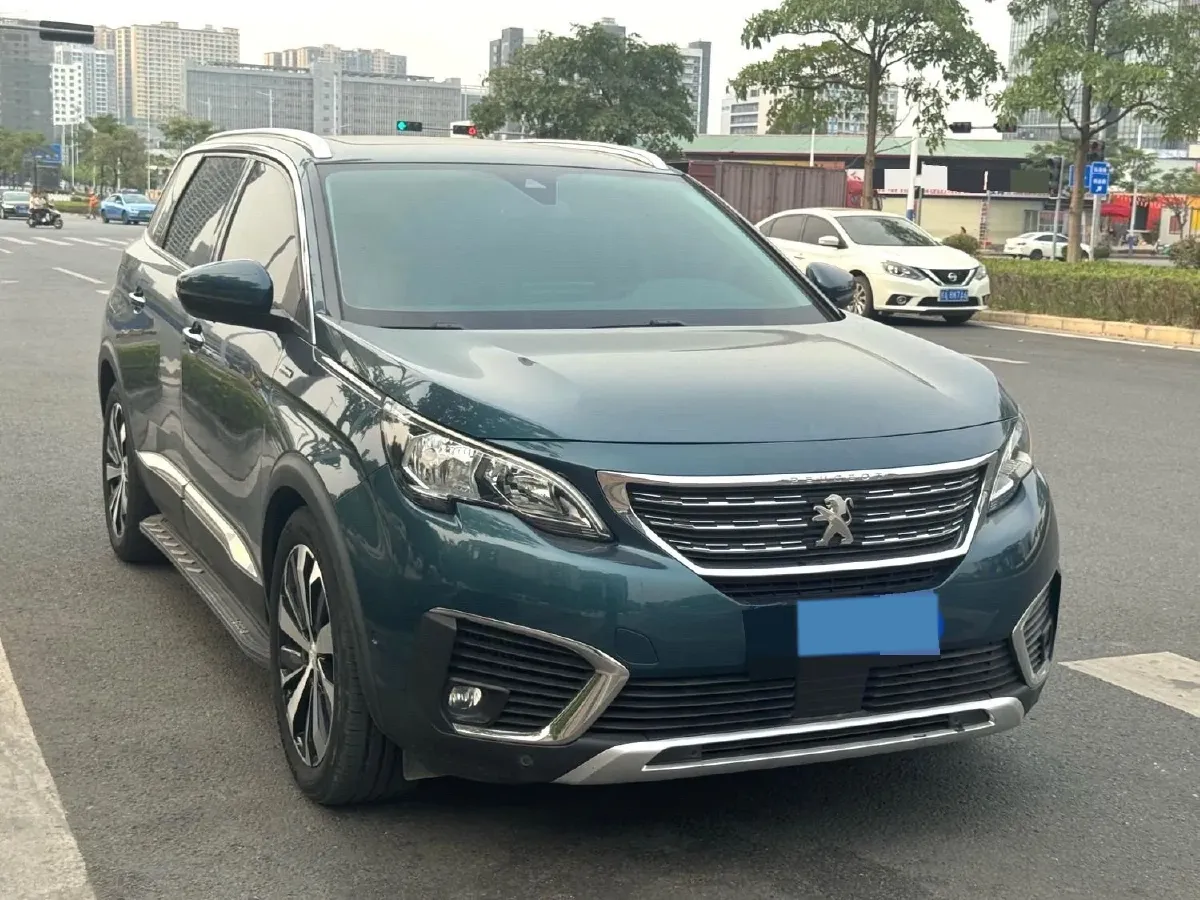 2019 Peugeot 5008 1.8T 204HP L4 6AT,autocango,china used car exporter,china ev exporter,chinese used car exporter,chinese used ev exporter