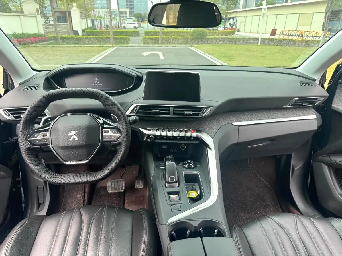 2019 Peugeot 5008 1.8T 204HP L4 6AT,autocango,china used car exporter,china ev exporter,chinese used car exporter,chinese used ev exporter