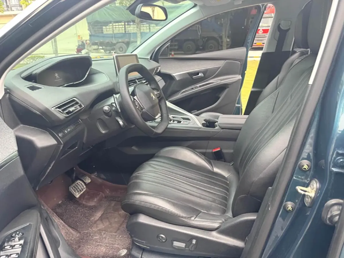 2019 Peugeot 5008 1.8T 204HP L4 6AT,autocango,china used car exporter,china ev exporter,chinese used car exporter,chinese used ev exporter