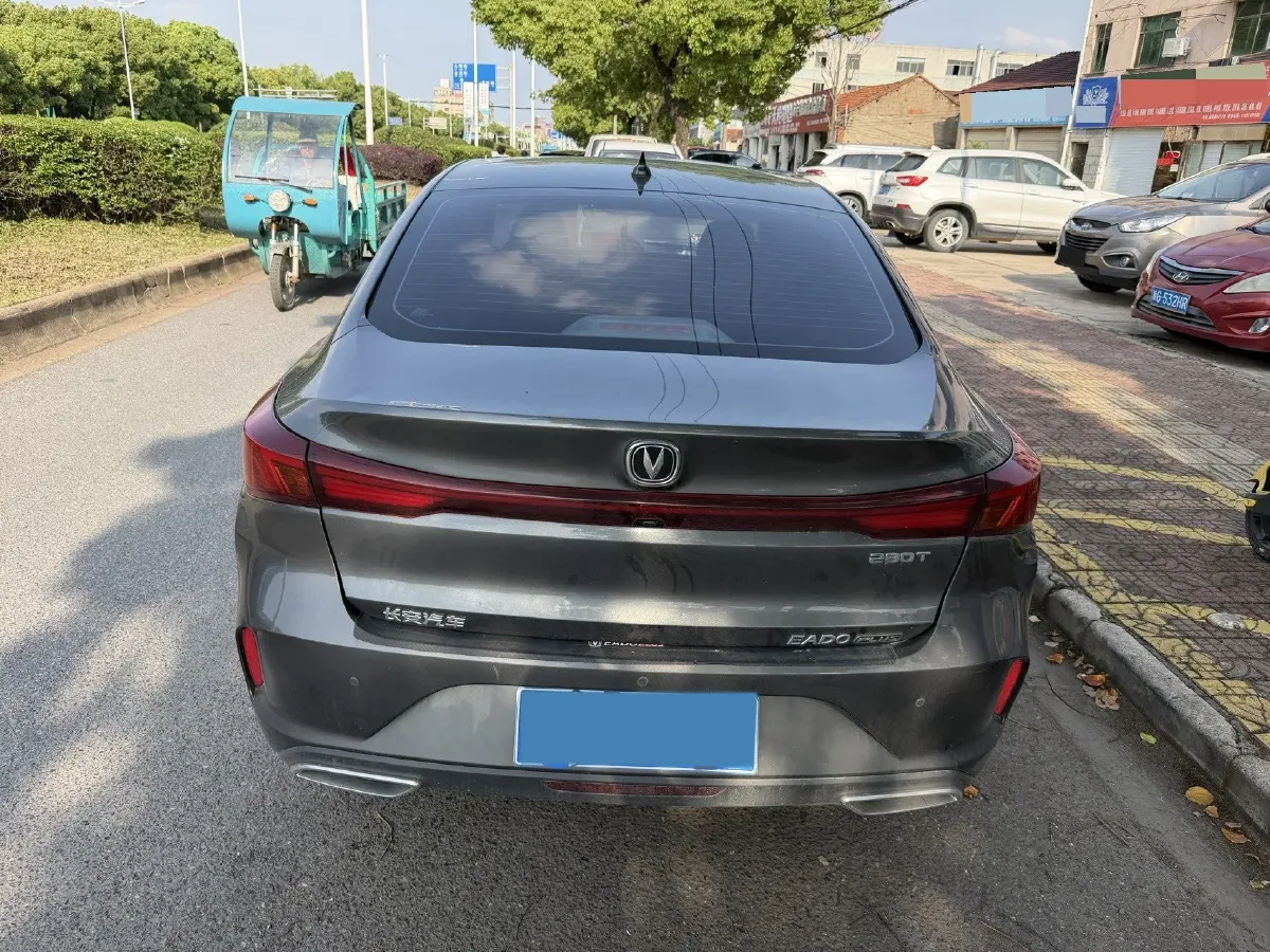 2022 ChangAn Eado 1.4T 160HP L4 7DCT,autocango,china used car exporter,china ev exporter,chinese used car exporter,chinese used ev exporter