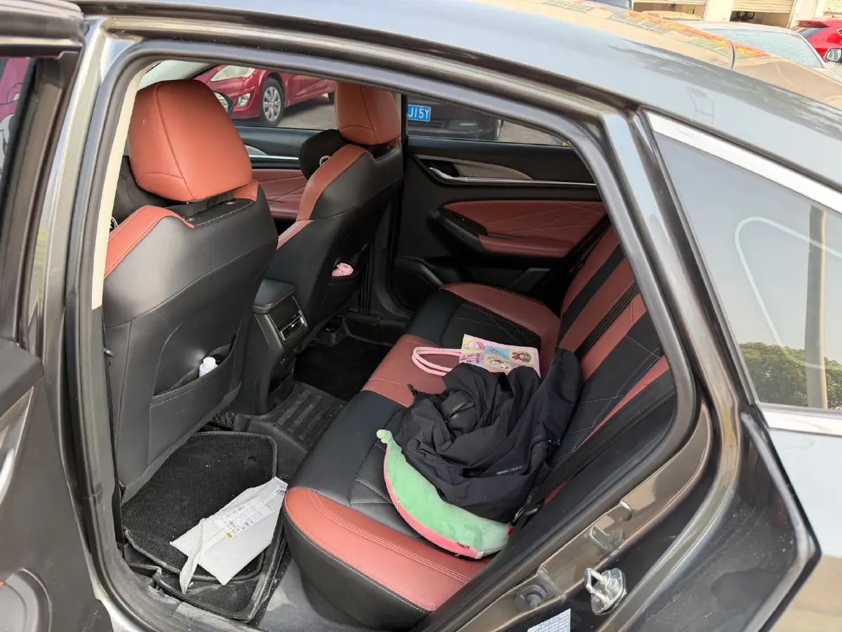 2022 ChangAn Eado 1.4T 160HP L4 7DCT,autocango,china used car exporter,china ev exporter,chinese used car exporter,chinese used ev exporter