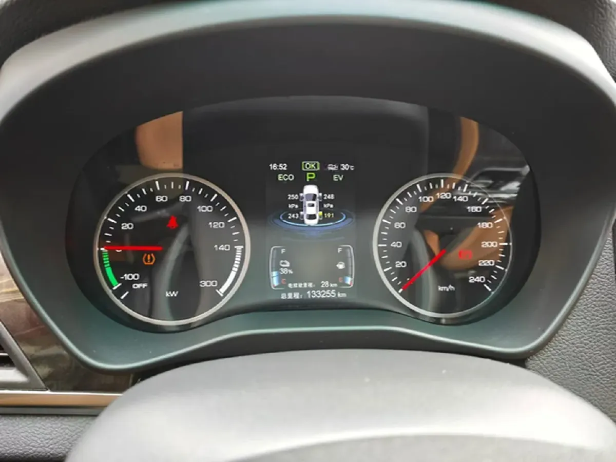 2017 BYD Qin 1.5T 154HP L4 6DCT PHEV 15.2KWH,autocango,china used car exporter,china ev exporter,chinese used car exporter,chinese used ev exporter