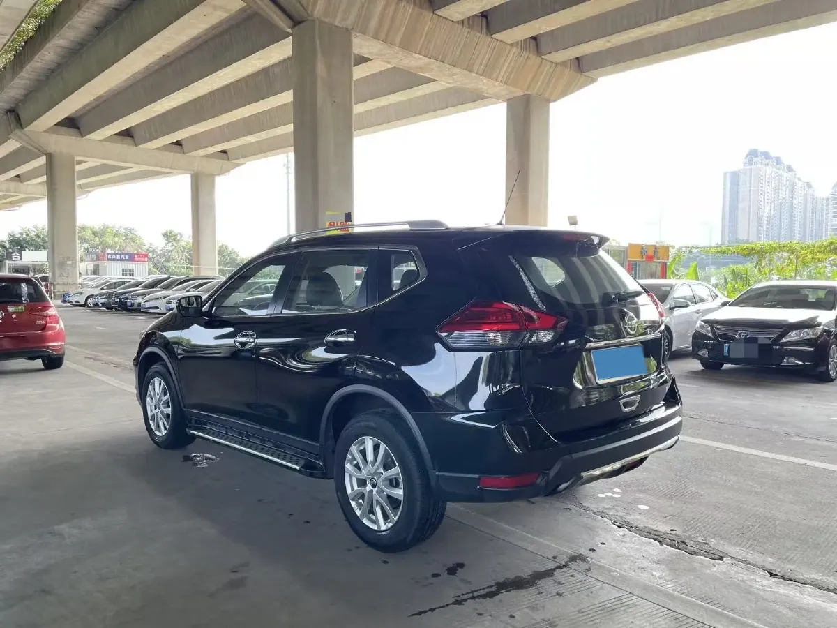 2021 Nissan X-Trail 2.0L 151HP L4 CVT,autocango,china used car exporter,china ev exporter,chinese used car exporter,chinese used ev exporter
