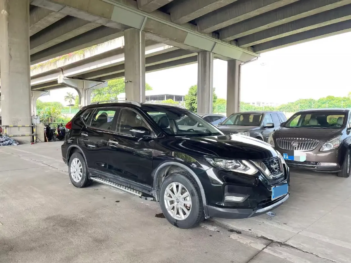 2021 Nissan X-Trail 2.0L 151HP L4 CVT,autocango,china used car exporter,china ev exporter,chinese used car exporter,chinese used ev exporter