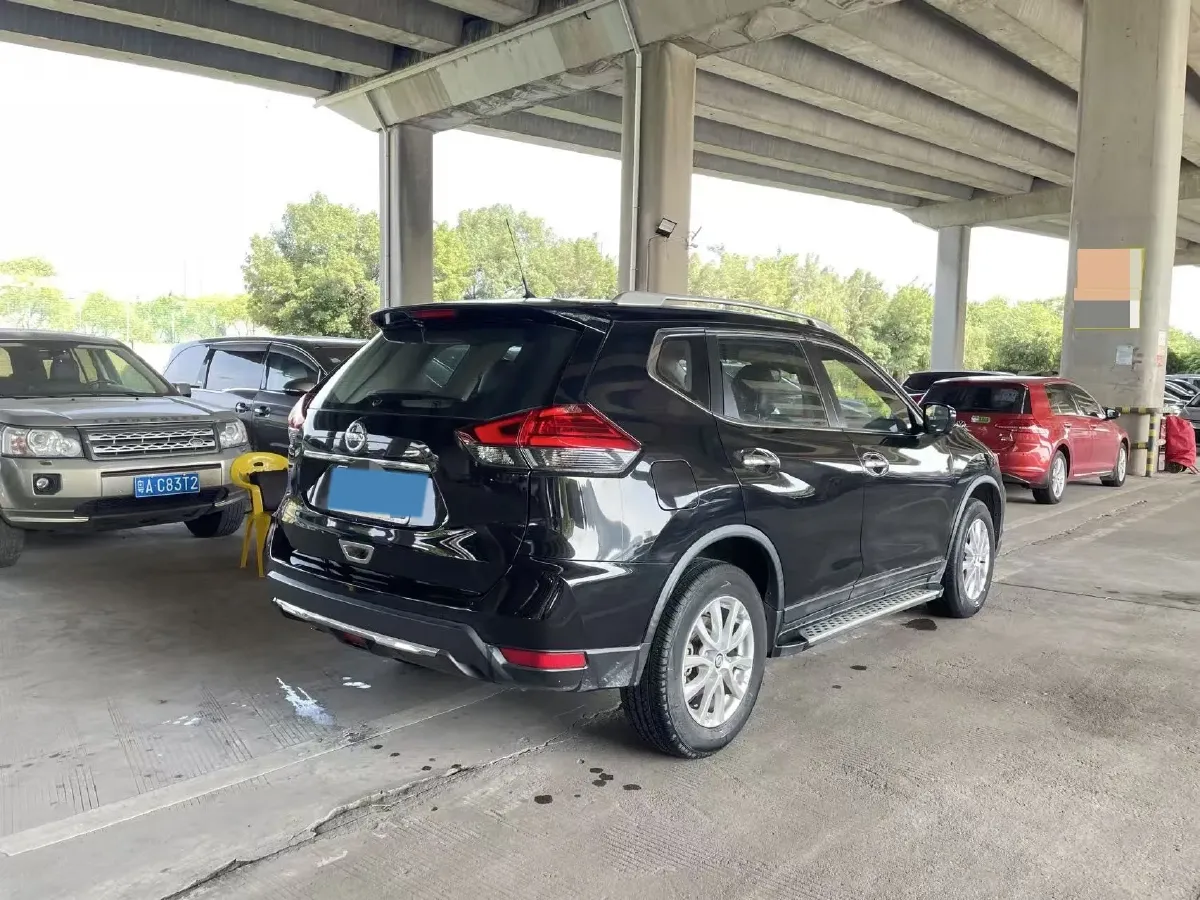 2021 Nissan X-Trail 2.0L 151HP L4 CVT,autocango,china used car exporter,china ev exporter,chinese used car exporter,chinese used ev exporter