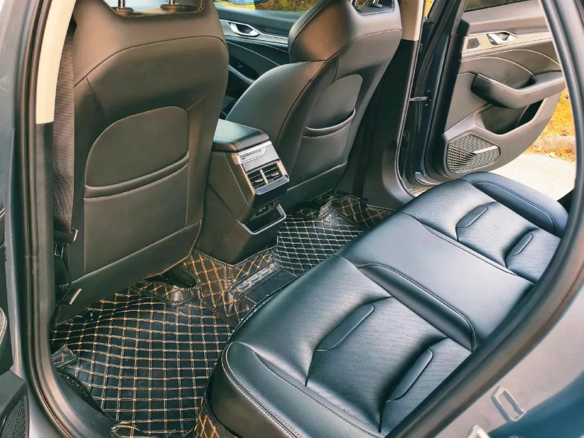 2021 Geely Preface 2.0T 190HP L4 7DCT,autocango,china used car exporter,china ev exporter,chinese used car exporter,chinese used ev exporter