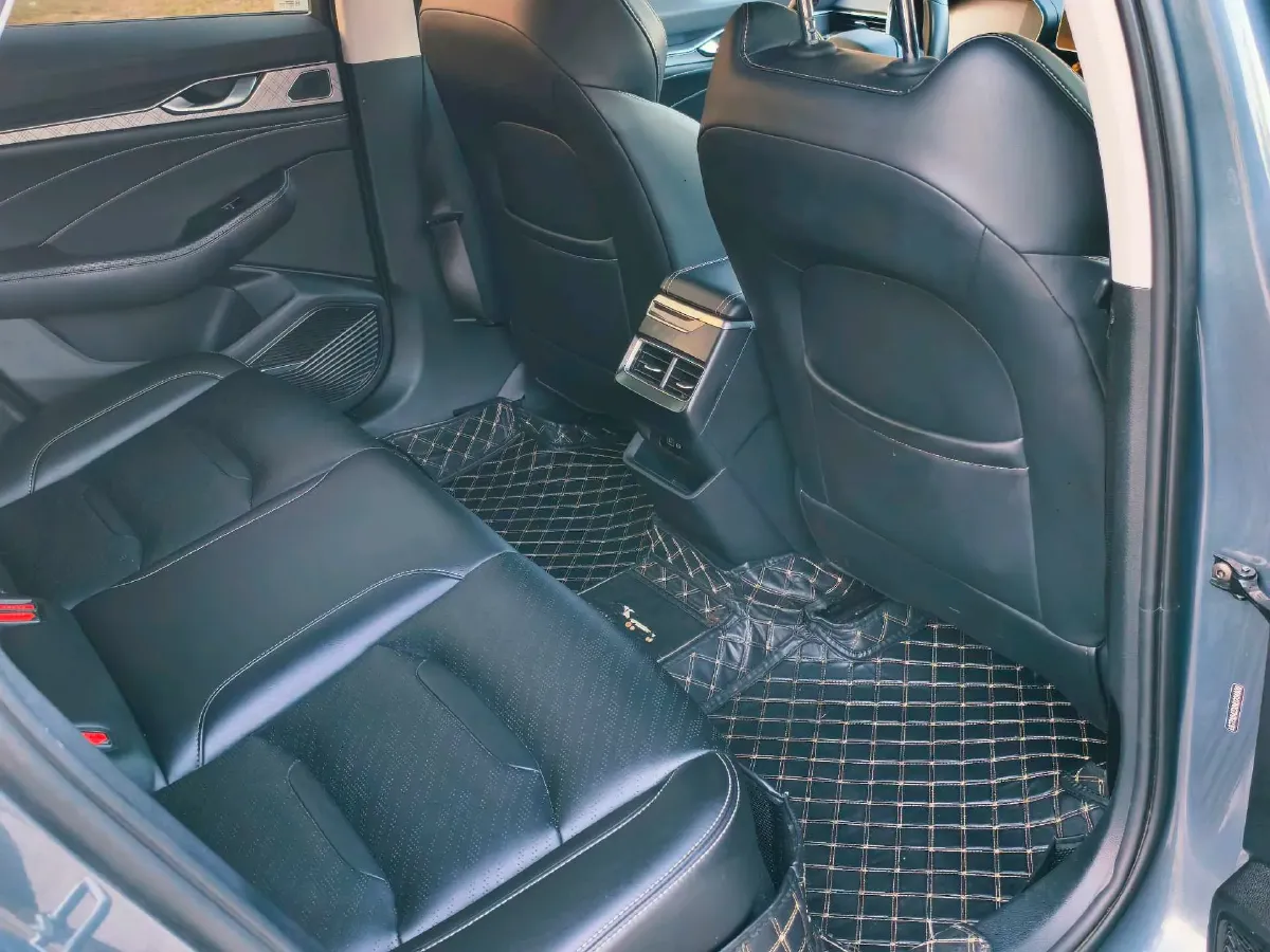 2021 Geely Preface 2.0T 190HP L4 7DCT,autocango,china used car exporter,china ev exporter,chinese used car exporter,chinese used ev exporter