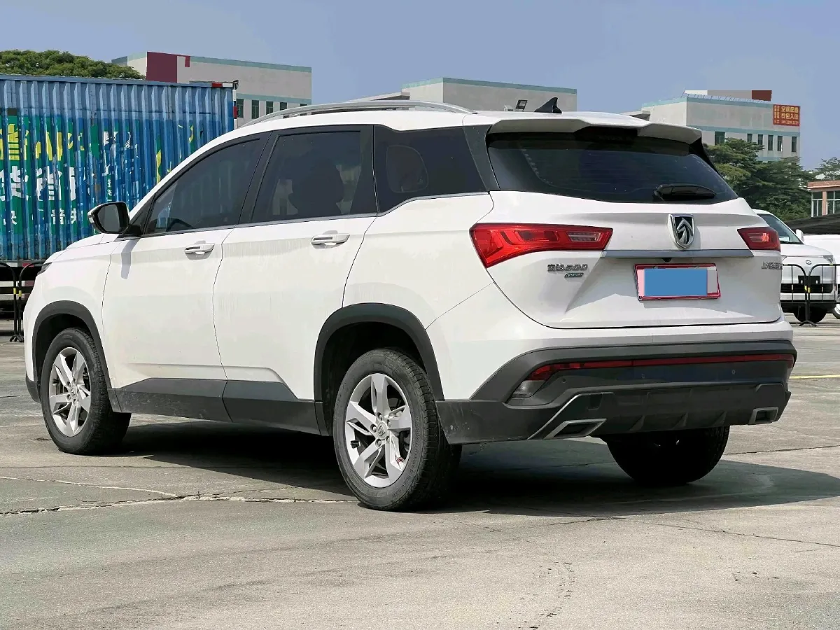 2019 BaoJun 530 1.5T 151HP L4 CVT,autocango,china used car exporter,china ev exporter,chinese used car exporter,chinese used ev exporter