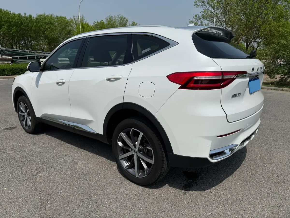 2020 Haval F7 1.5T 169HP L4 7DCT,autocango,china used car exporter,china ev exporter,chinese used car exporter,chinese used ev exporter