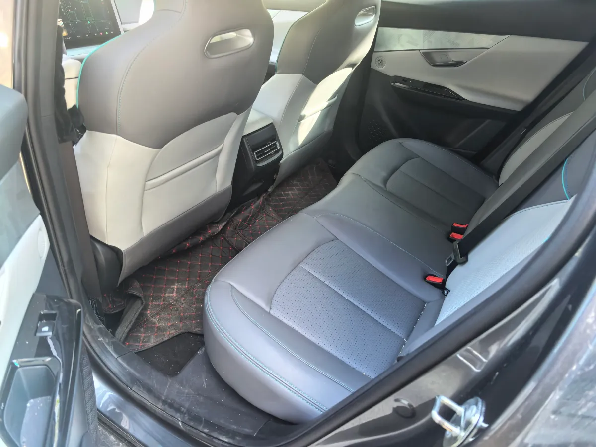 2023 ChangAn UNI-T 1.5T 188HP L4 7DCT,autocango,china used car exporter,china ev exporter,chinese used car exporter,chinese used ev exporter