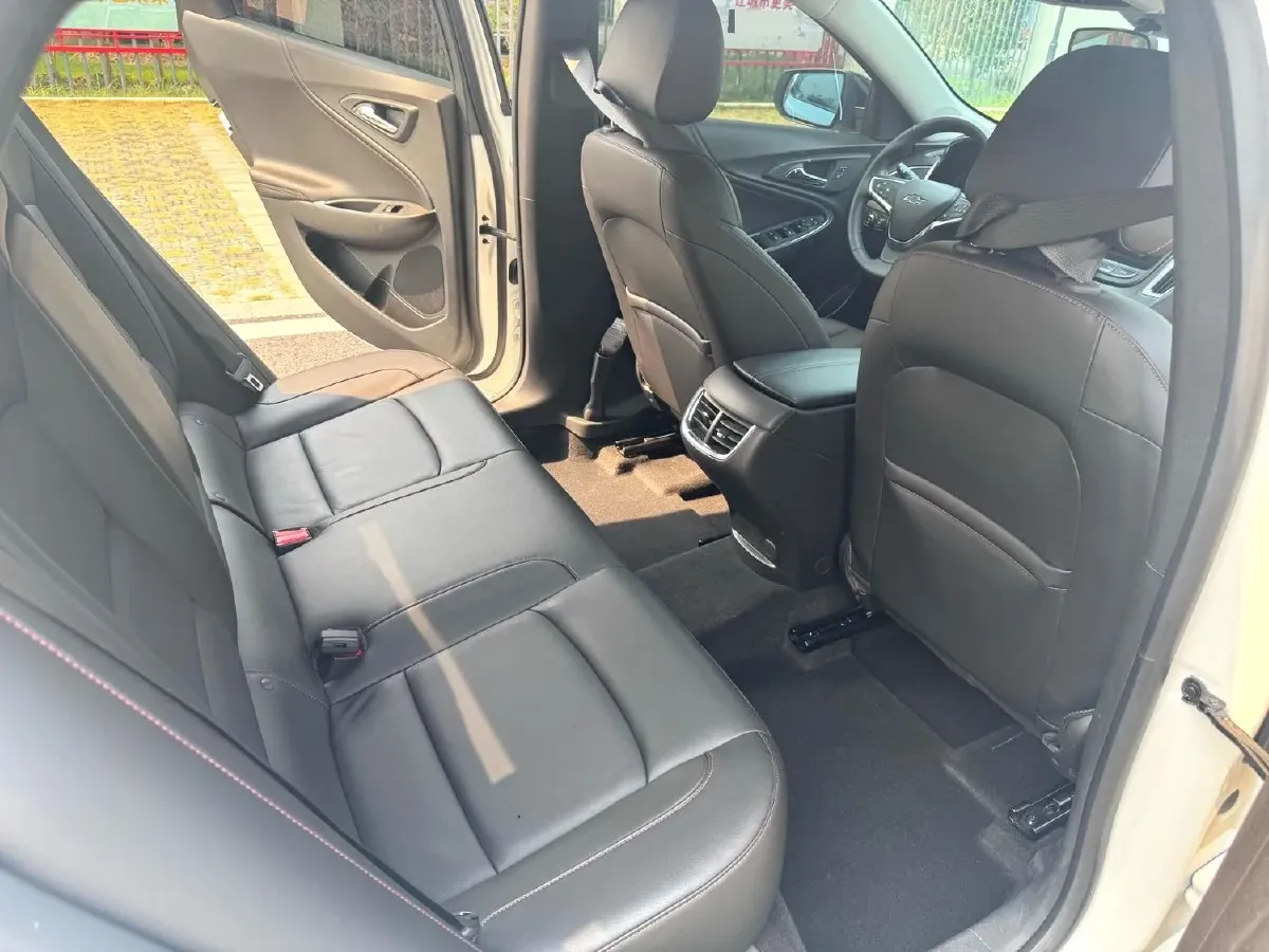 2019 Chevrolet Malibu XL 2.0T 241HP L4 9AT,autocango,china used car exporter,china ev exporter,chinese used car exporter,chinese used ev exporter