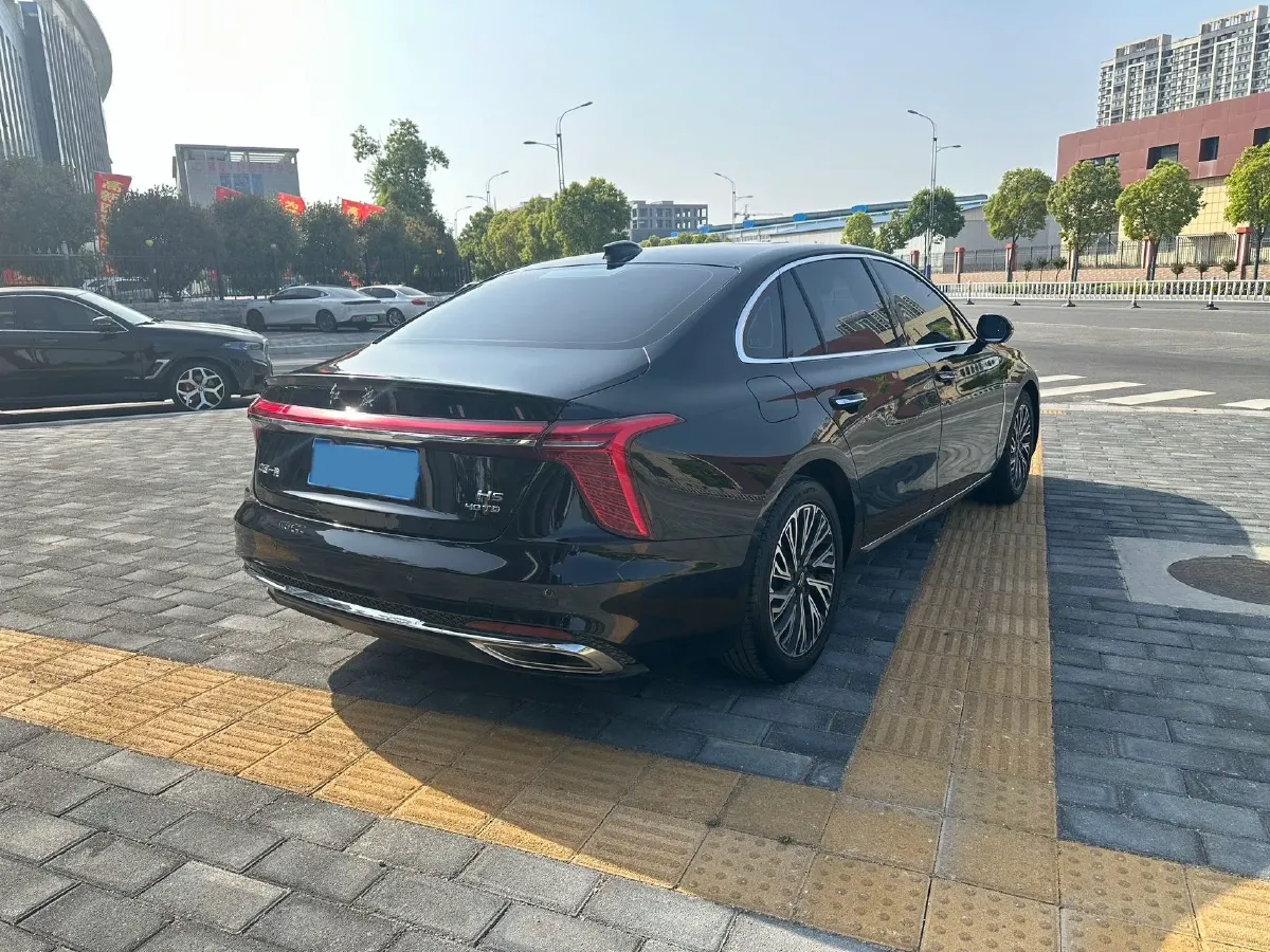 2024 HongQi H5 2.0T 224HP L4 8AT,autocango,china used car exporter,china ev exporter,chinese used car exporter,chinese used ev exporter