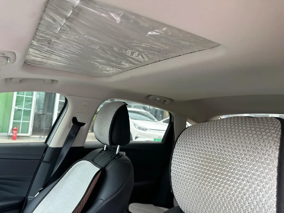 2025 Roewe D7 1.5L 112HP L4 1DHT PHEV 19.7KWH,autocango,china used car exporter,china ev exporter,chinese used car exporter,chinese used ev exporter