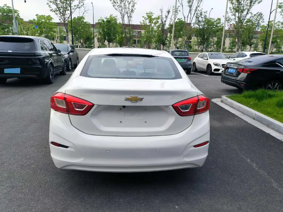 2018 Chevrolet Cruze 1.5L 114HP L4 6AT,autocango,china used car exporter,china ev exporter,chinese used car exporter,chinese used ev exporter