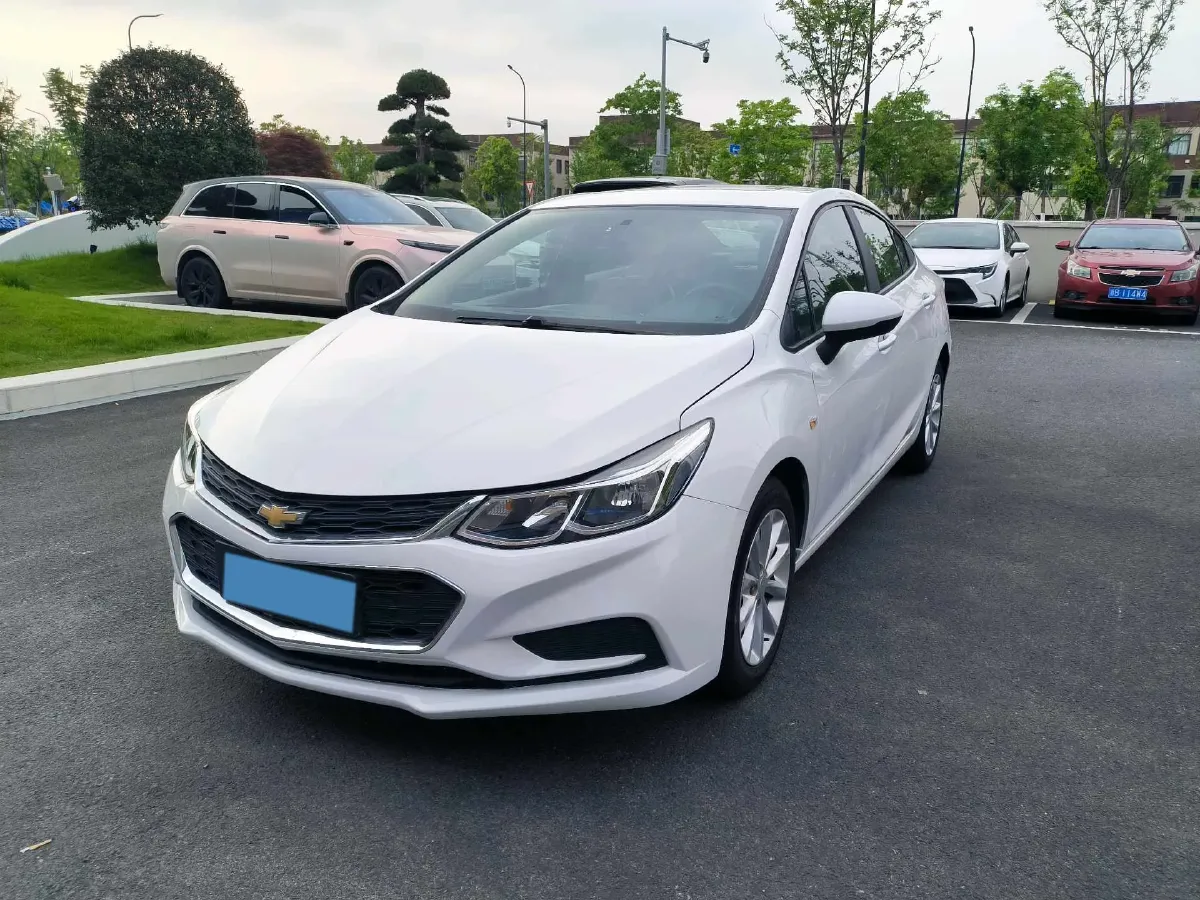 2018 Chevrolet Cruze 1.5L 114HP L4 6AT,autocango,china used car exporter,china ev exporter,chinese used car exporter,chinese used ev exporter