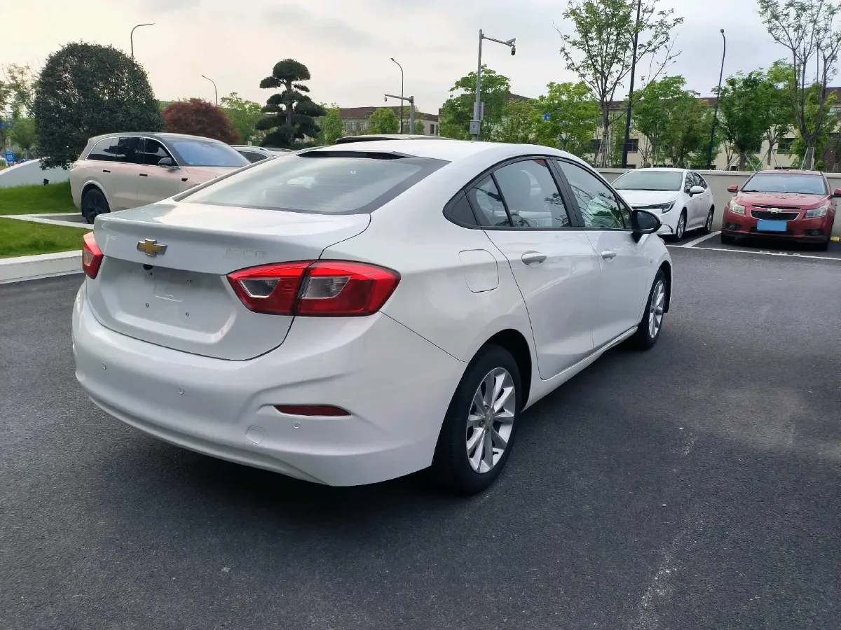 2018 Chevrolet Cruze 1.5L 114HP L4 6AT,autocango,china used car exporter,china ev exporter,chinese used car exporter,chinese used ev exporter