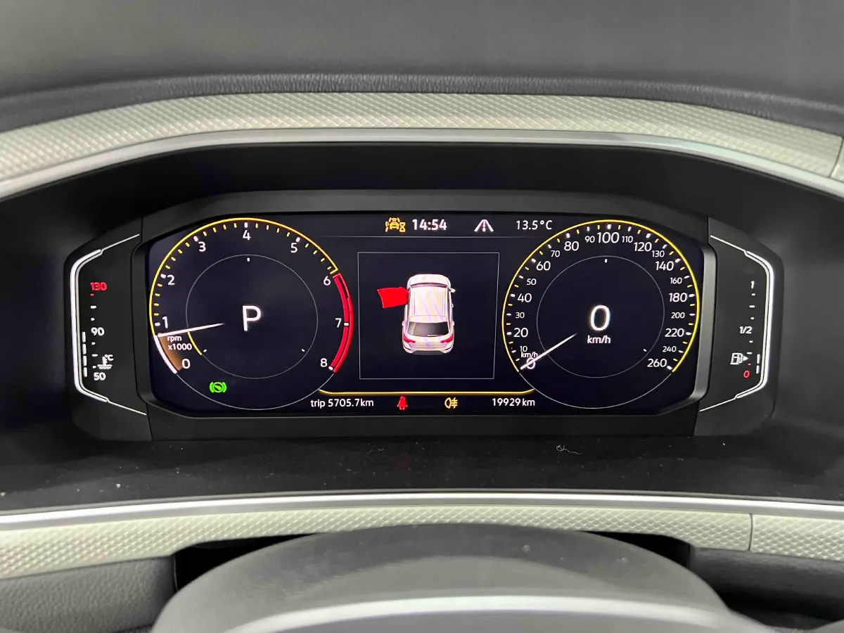 2023 Volkswagen T-Roc 1.4T 150HP L4 7DCT,autocango,china used car exporter,china ev exporter,chinese used car exporter,chinese used ev exporter