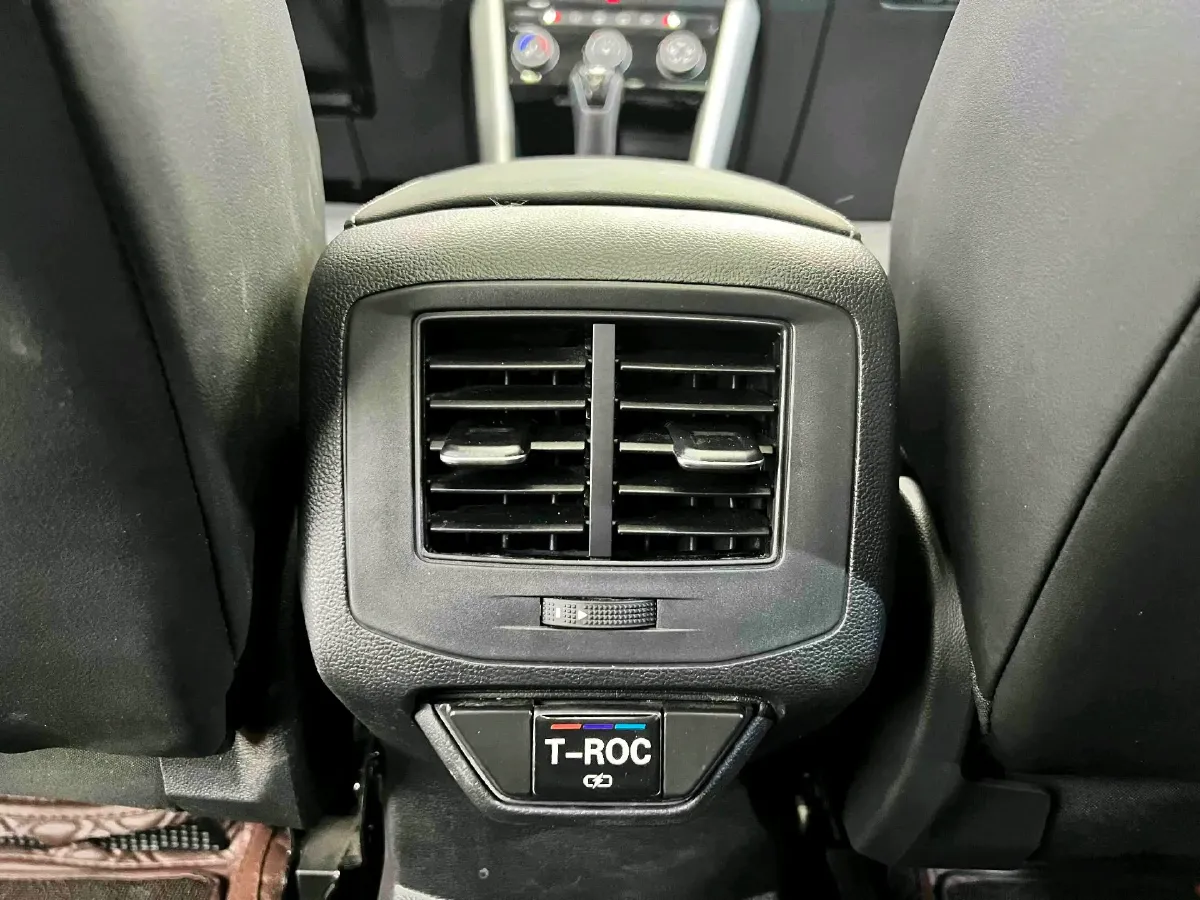 2023 Volkswagen T-Roc 1.4T 150HP L4 7DCT,autocango,china used car exporter,china ev exporter,chinese used car exporter,chinese used ev exporter