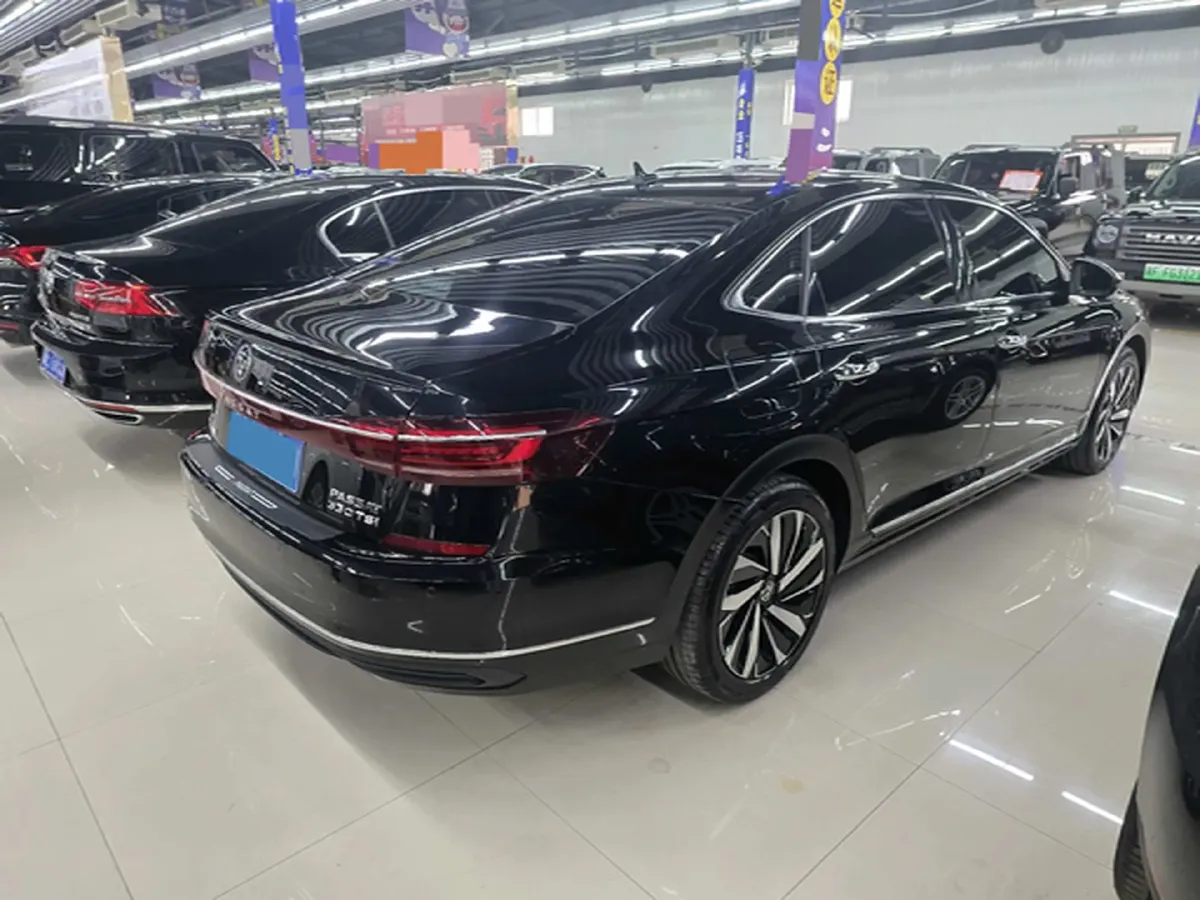 2025 Volkswagen Passat 2.0T 186HP L4 7DCT,autocango,china used car exporter,china ev exporter,chinese used car exporter,chinese used ev exporter