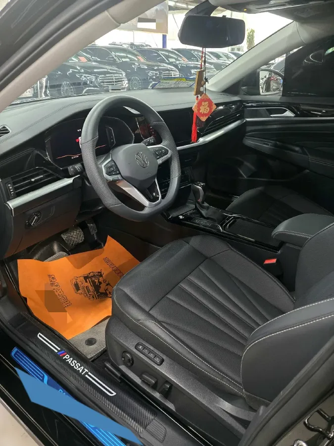 2025 Volkswagen Passat 2.0T 186HP L4 7DCT,autocango,china used car exporter,china ev exporter,chinese used car exporter,chinese used ev exporter
