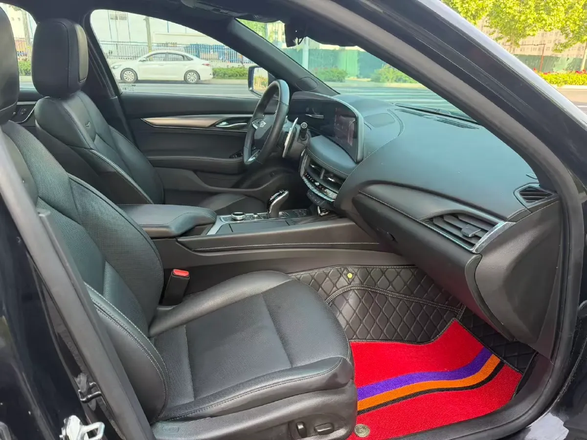 2024 Cadillac CT5 2.0T 237HP L4 10AT,autocango,china used car exporter,china ev exporter,chinese used car exporter,chinese used ev exporter