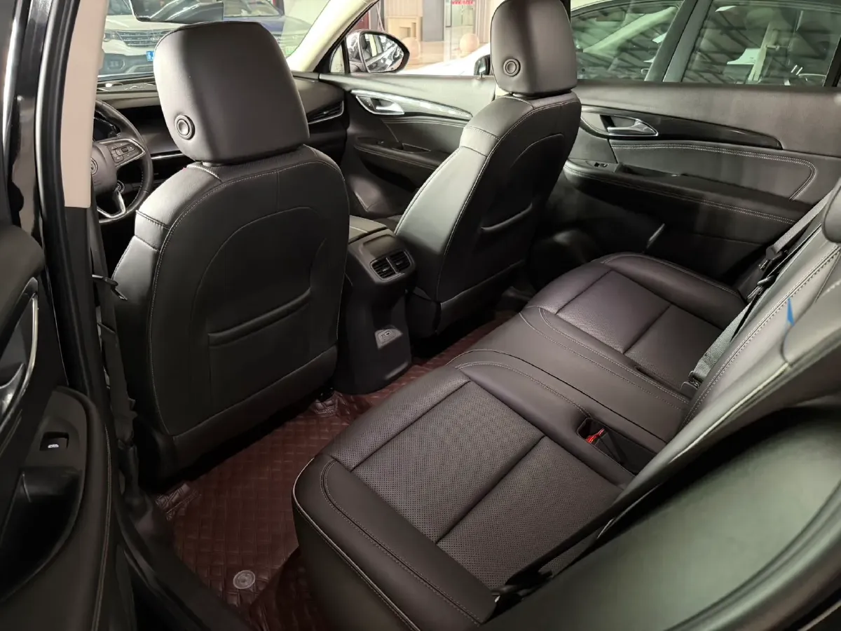 2021 Buick EnvisionPlus 2.0T 237HP L4 9AT,autocango,china used car exporter,china ev exporter,chinese used car exporter,chinese used ev exporter