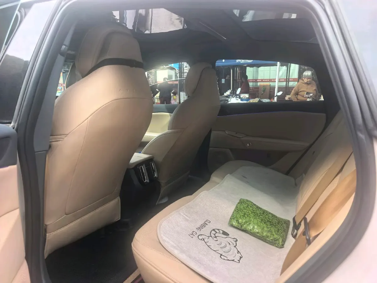 2025 ARCFOX αS5 BEV,autocango,china used car exporter,china ev exporter,chinese used car exporter,chinese used ev exporter