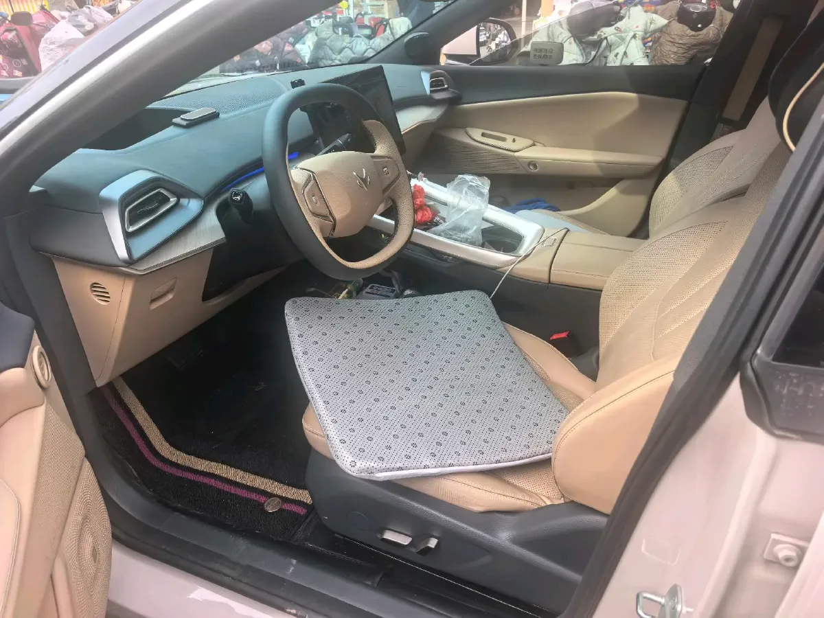 2025 ARCFOX αS5 BEV,autocango,china used car exporter,china ev exporter,chinese used car exporter,chinese used ev exporter