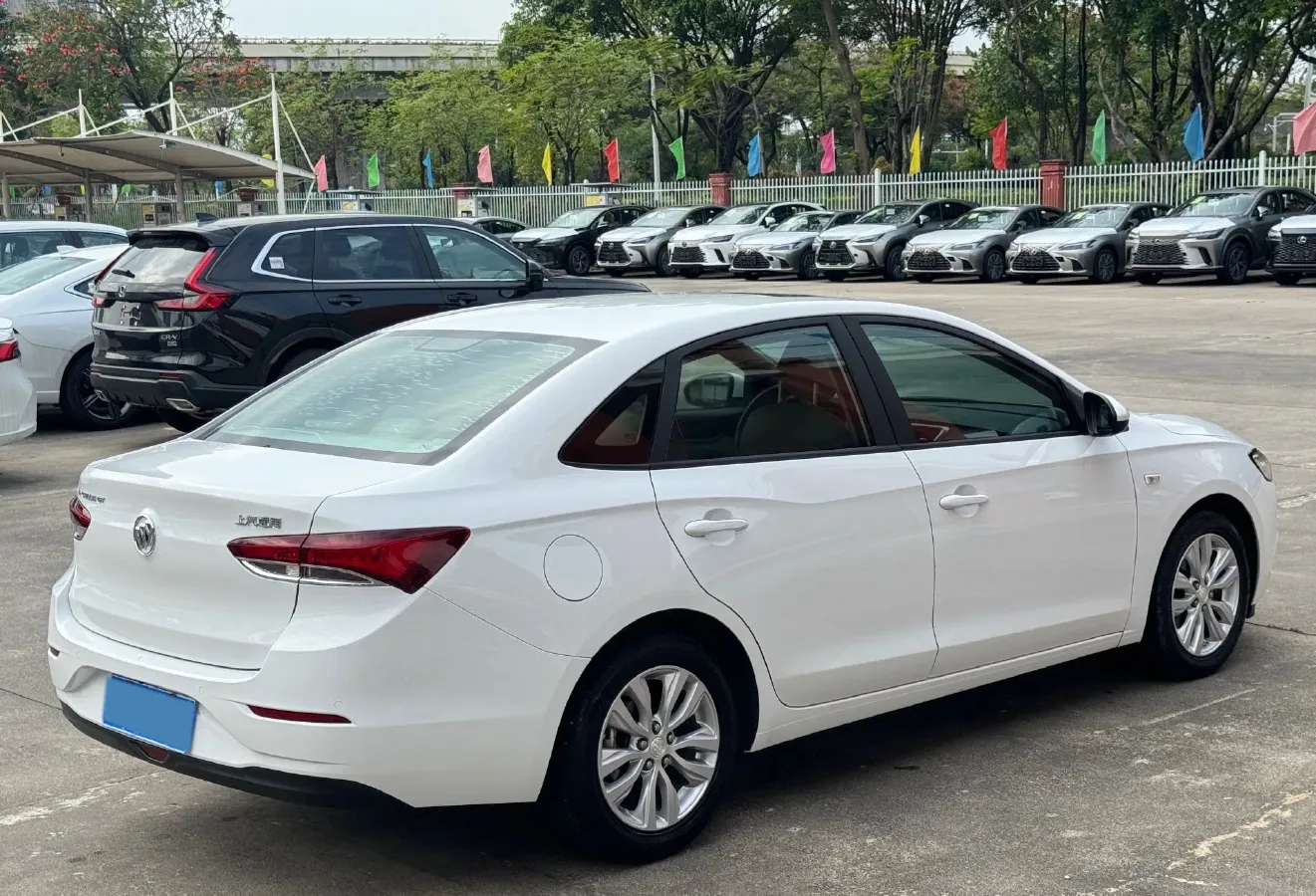 2020 Buick Encore 1.0T 125HP L3 6AT,autocango,china used car exporter,china ev exporter,chinese used car exporter,chinese used ev exporter