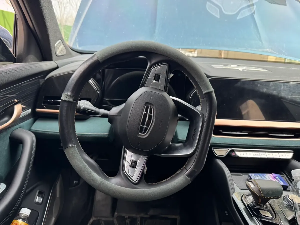 2021 Geely Monjaro 2.0T 218HP L4 7DCT,autocango,china used car exporter,china ev exporter,chinese used car exporter,chinese used ev exporter