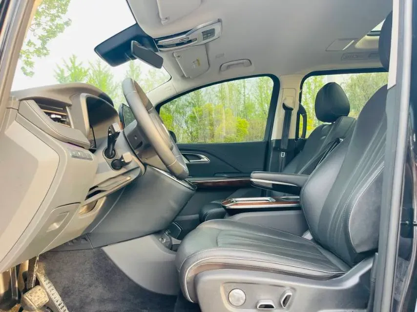 2023 HongQi HQ9 2.0T 252HP L4 8AT,autocango,china used car exporter,china ev exporter,chinese used car exporter,chinese used ev exporter