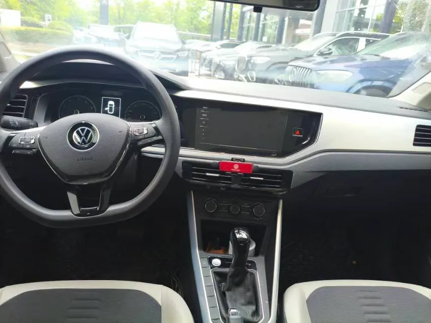 2021 Haval H6 1.5T 169HP L4 7DCT,autocango,china used car exporter,china ev exporter,chinese used car exporter,chinese used ev exporter