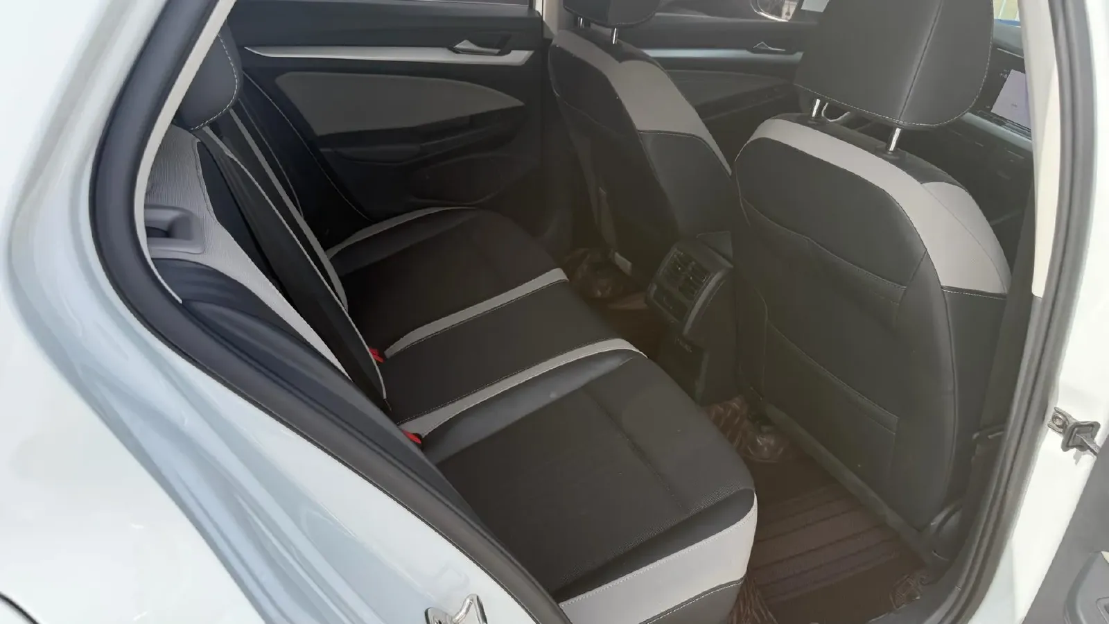 2021 Volkswagen Golf 1.4T 150HP L4 7DCT,autocango,china used car exporter,china ev exporter,chinese used car exporter,chinese used ev exporter