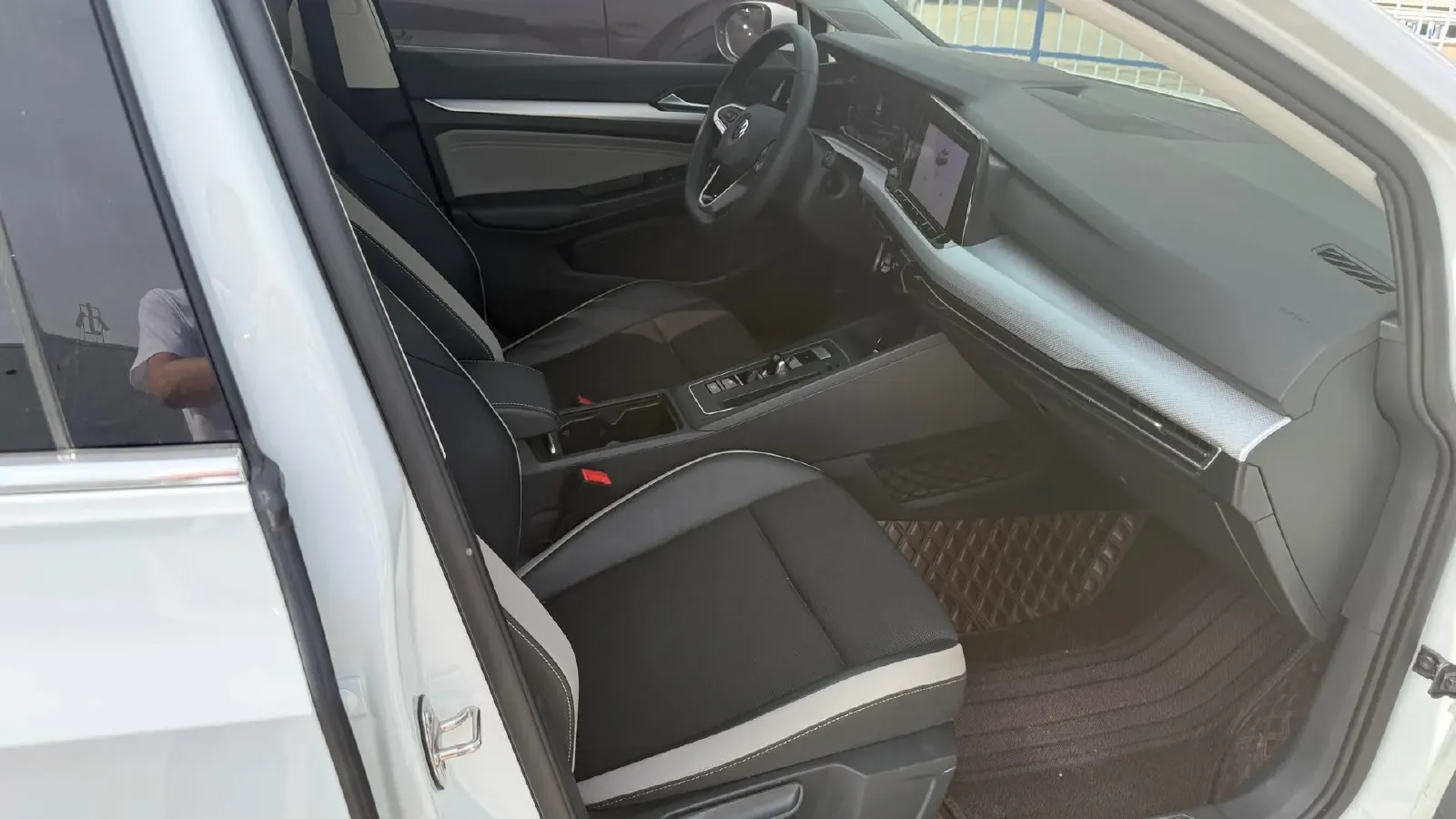 2021 Volkswagen Golf 1.4T 150HP L4 7DCT,autocango,china used car exporter,china ev exporter,chinese used car exporter,chinese used ev exporter