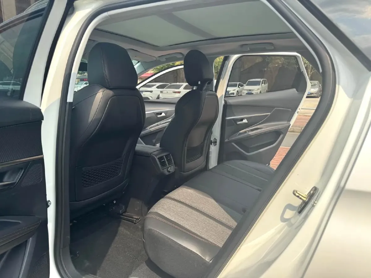 2017 Peugeot 4008 1.6T 167HP L4 6AT,autocango,china used car exporter,china ev exporter,chinese used car exporter,chinese used ev exporter