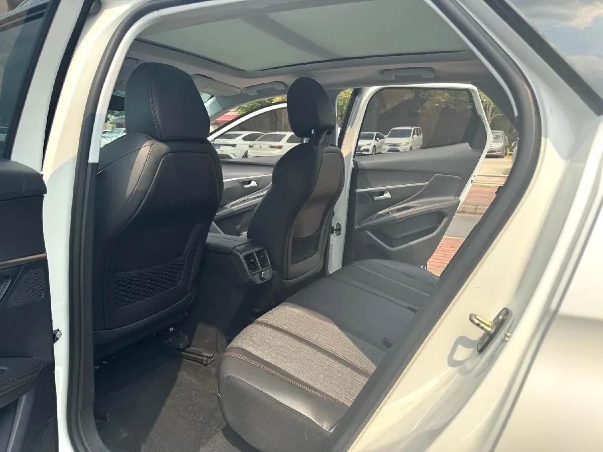 2017 Peugeot 4008 1.6T 167HP L4 6AT,autocango,china used car exporter,china ev exporter,chinese used car exporter,chinese used ev exporter