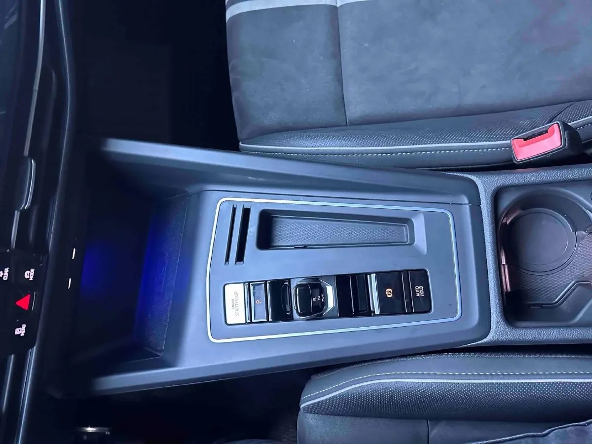 2023 Volkswagen Golf 1.4T 150HP L4 7DCT,autocango,china used car exporter,china ev exporter,chinese used car exporter,chinese used ev exporter