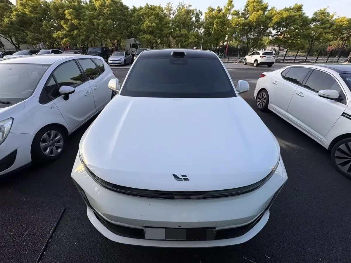 2024 Li L6 Range Extended 154HP L4 REEV 36.8KWH,autocango,china used car exporter,china ev exporter,chinese used car exporter,chinese used ev exporter