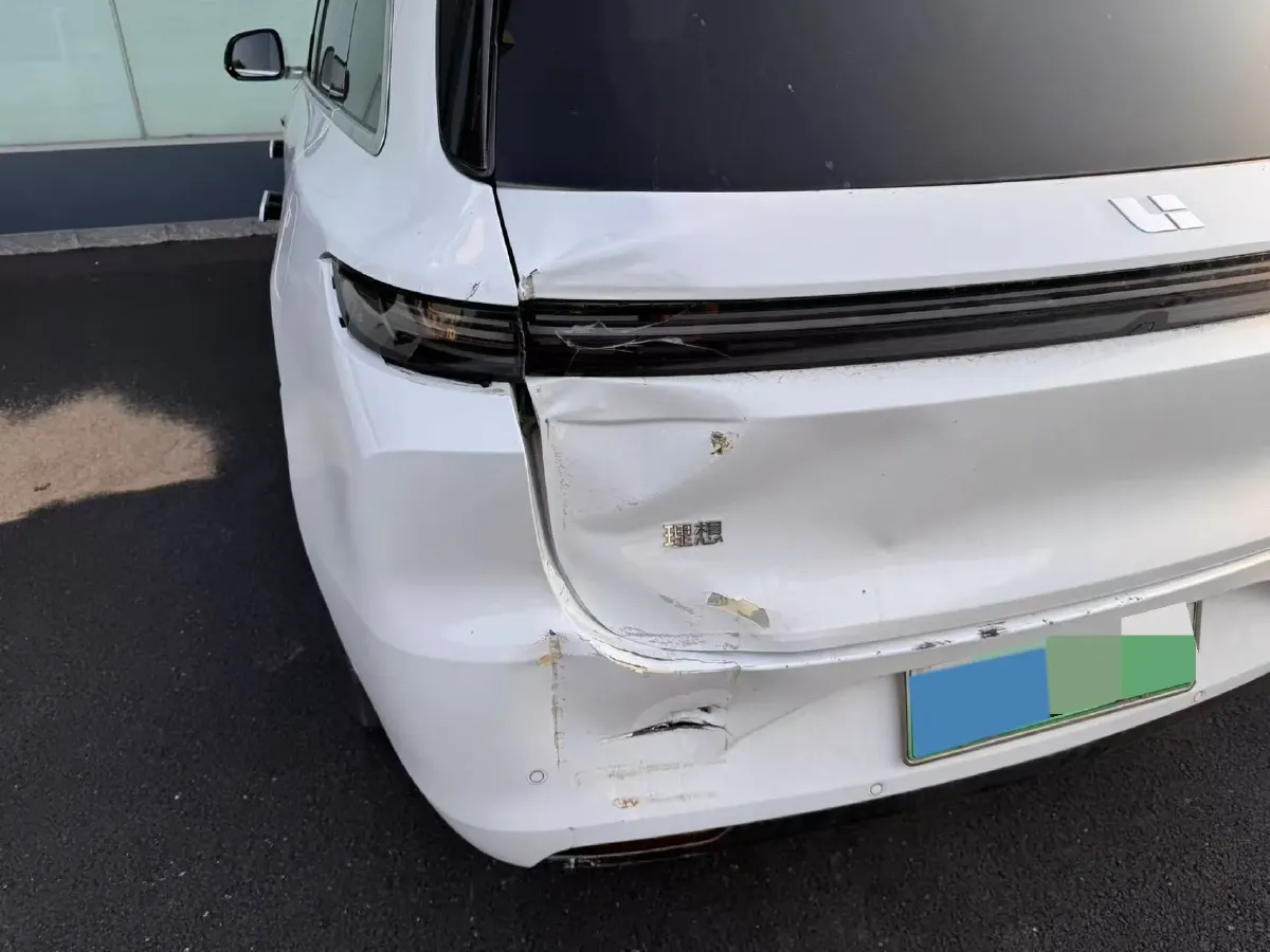 2024 Li L6 Range Extended 154HP L4 REEV 36.8KWH,autocango,china used car exporter,china ev exporter,chinese used car exporter,chinese used ev exporter