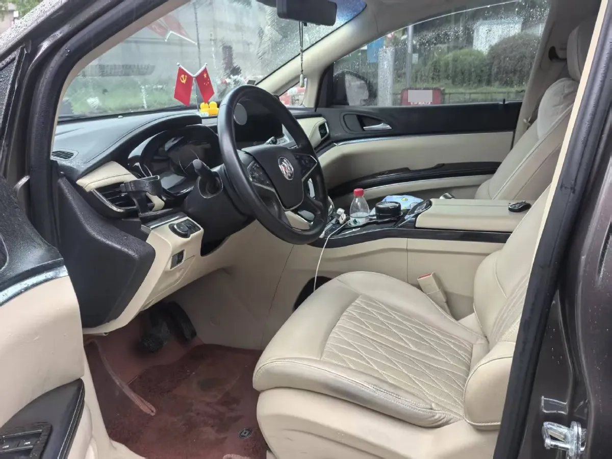 2023 Buick GL8 2.0T 237HP L4 9AT,autocango,china used car exporter,china ev exporter,chinese used car exporter,chinese used ev exporter