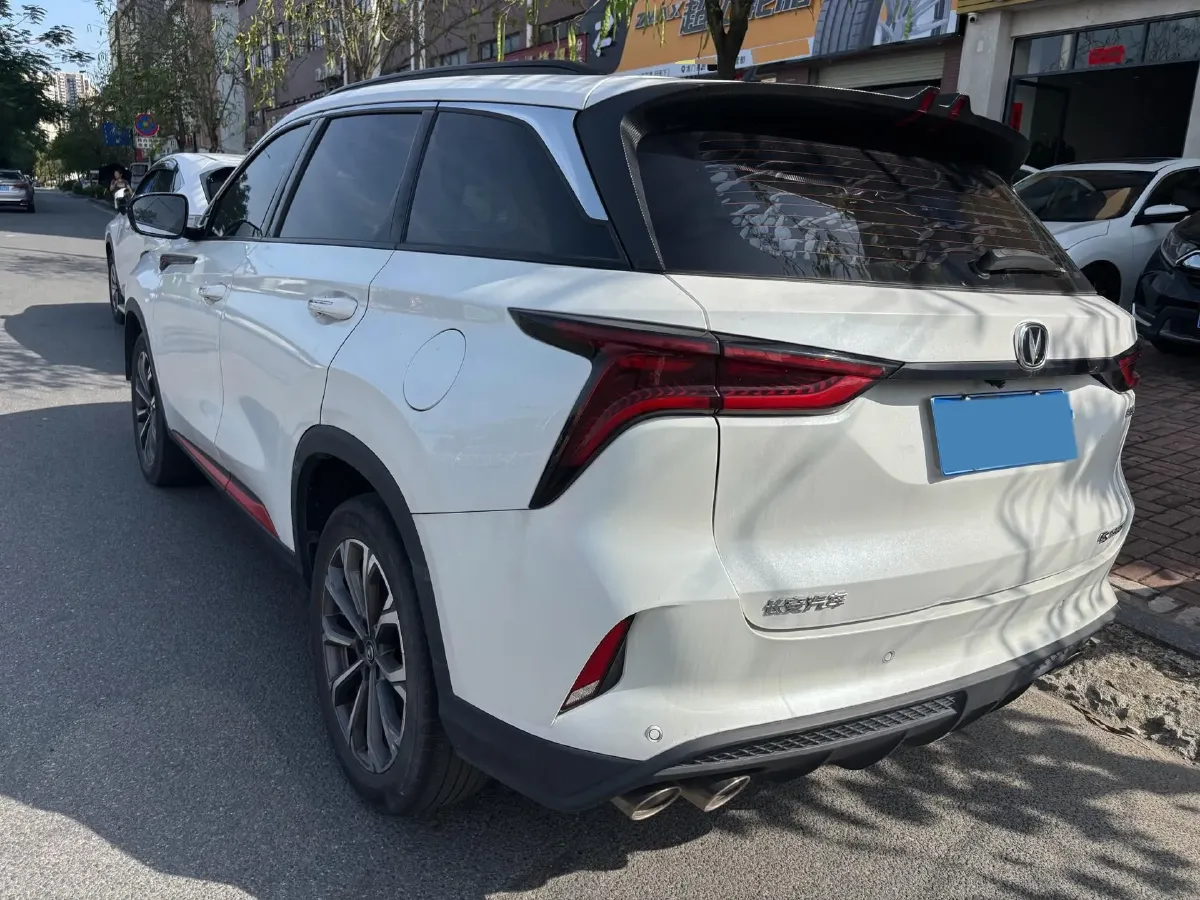 2020 ChangAn CS75 Plus 2.0T 233HP L4 8AT,autocango,china used car exporter,china ev exporter,chinese used car exporter,chinese used ev exporter