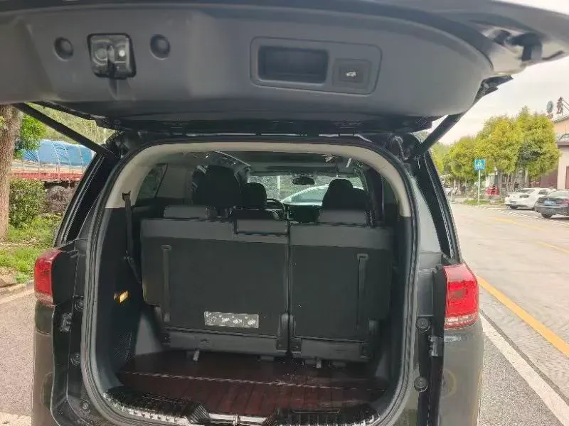 2021 GAC Trumpchi M8 2.0T 252HP L4 8AT,autocango,china used car exporter,china ev exporter,chinese used car exporter,chinese used ev exporter