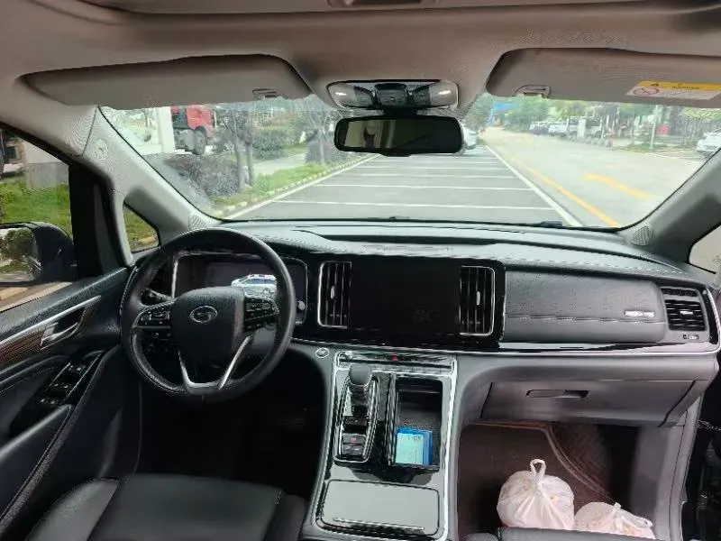 2021 GAC Trumpchi M8 2.0T 252HP L4 8AT,autocango,china used car exporter,china ev exporter,chinese used car exporter,chinese used ev exporter