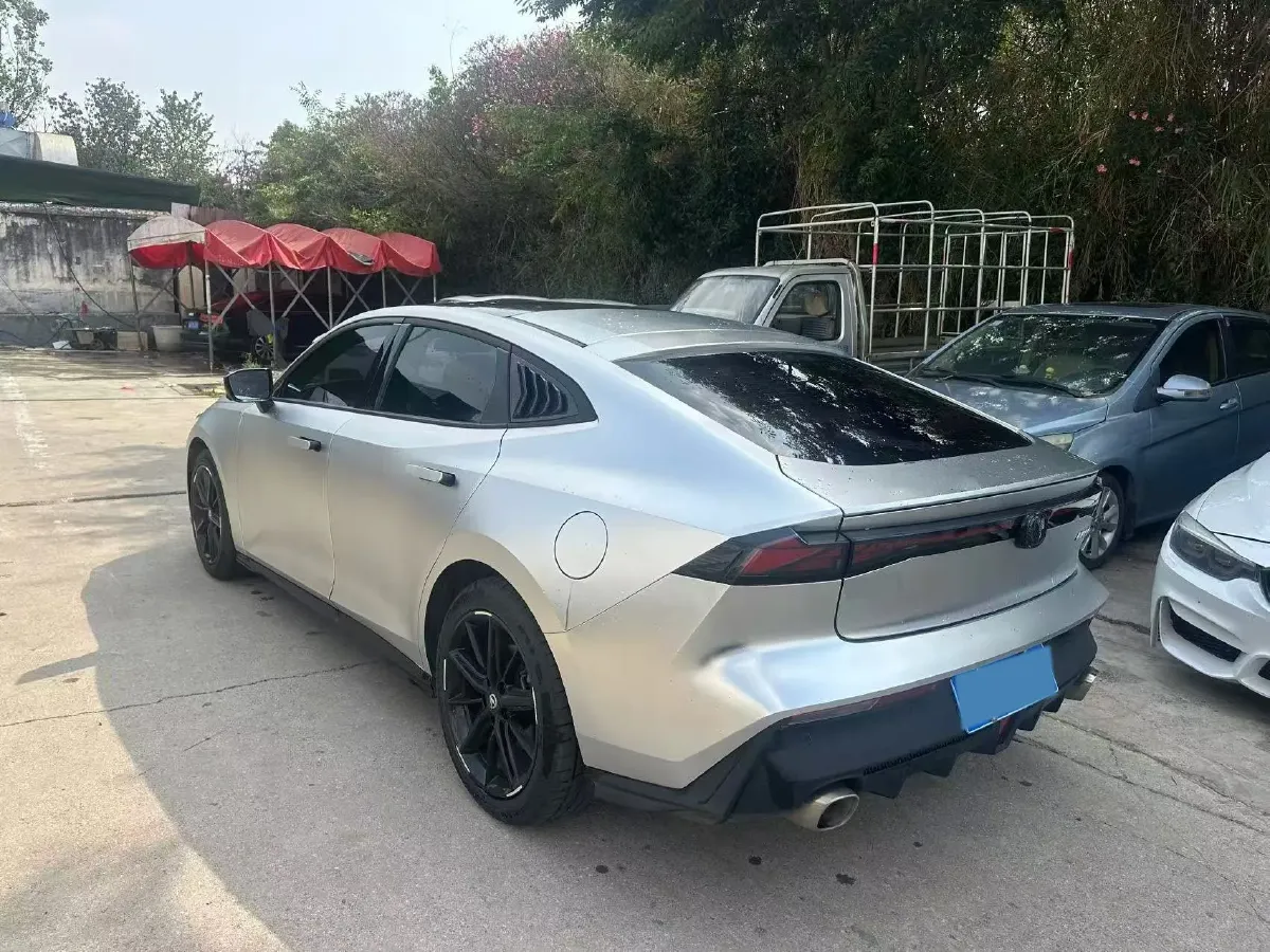 2022 ChangAn UNI-V 1.5T 188HP L4 7DCT,autocango,china used car exporter,china ev exporter,chinese used car exporter,chinese used ev exporter