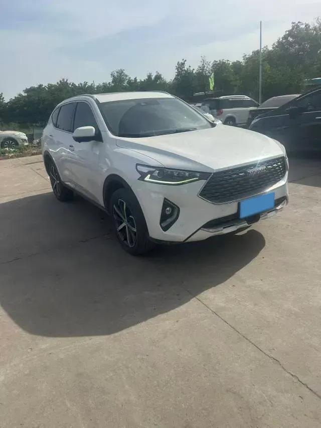 2020 Haval F7 1.5T 169HP L4 7DCT,autocango,china used car exporter,china ev exporter,chinese used car exporter,chinese used ev exporter