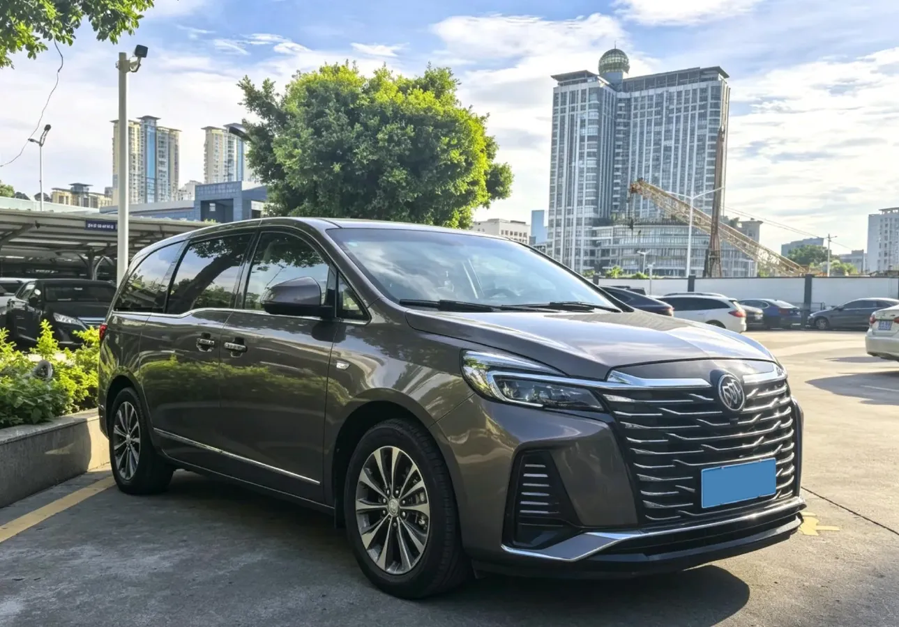2023 Buick GL8 2.0T 237HP L4 9AT,autocango,china used car exporter,china ev exporter,chinese used car exporter,chinese used ev exporter