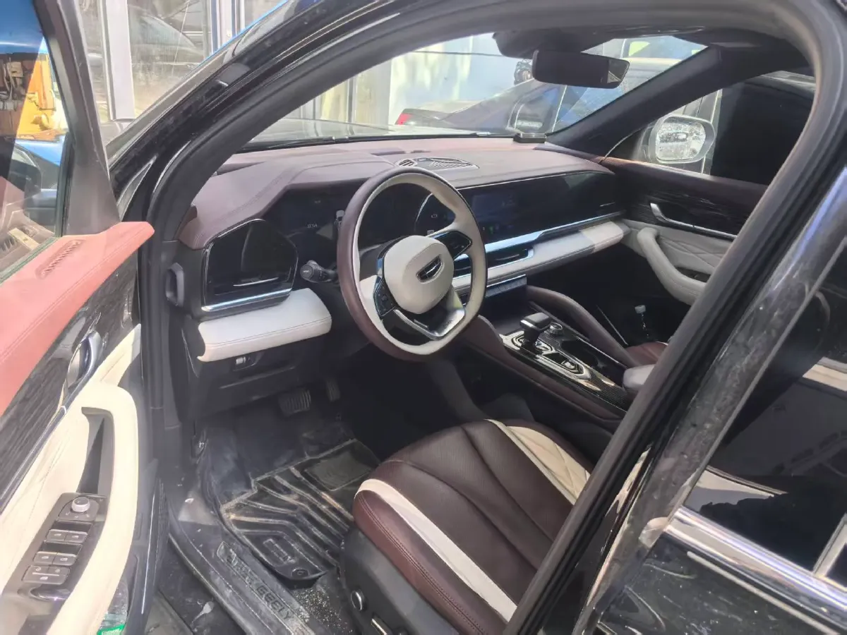 2021 Geely Monjaro 2.0T 218HP L4 7DCT,autocango,china used car exporter,china ev exporter,chinese used car exporter,chinese used ev exporter